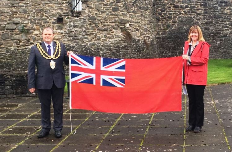 Mayor & Mayoress with Red Ensign flag